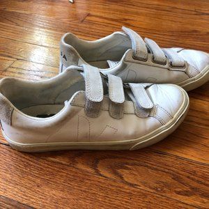 Veja Esplar White Sneakers with Velcro Closure
